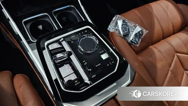 BMW 7 Series (G70) id 3217368 из Кореи 19