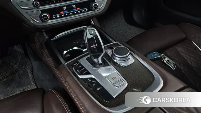 BMW 7 Series (G11) id 3439479 из Кореи 19