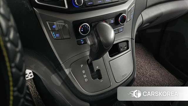 Hyundai The New Grand Starex id 4196346 из Кореи 19