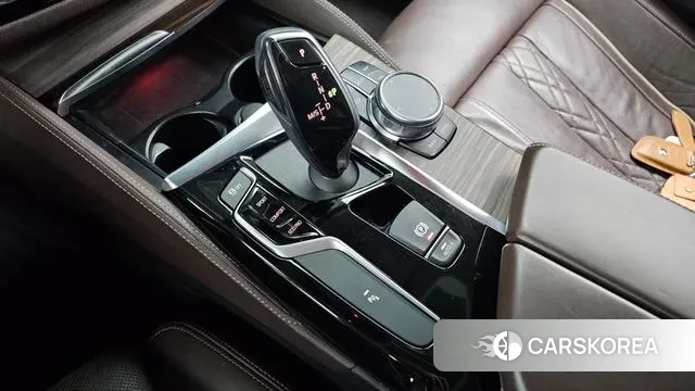 BMW 5 Series (G30) id 3622325 из Кореи 19