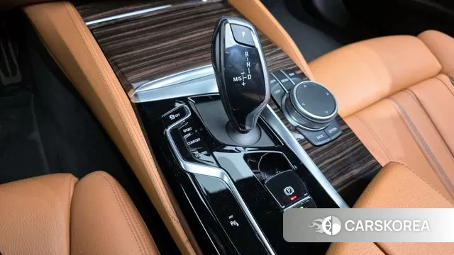 BMW 5 Series (G30) id 3488080 из Кореи 19