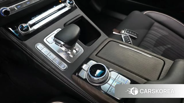 Genesis G90 id 4356685 из Кореи 35