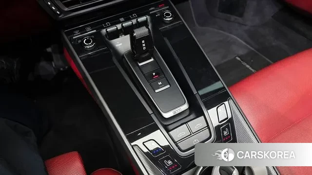 Porsche 911(992) id 3165937 из Кореи 19