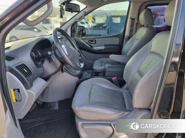 Hyundai The New Grand Starex id 3374547 из Кореи 16