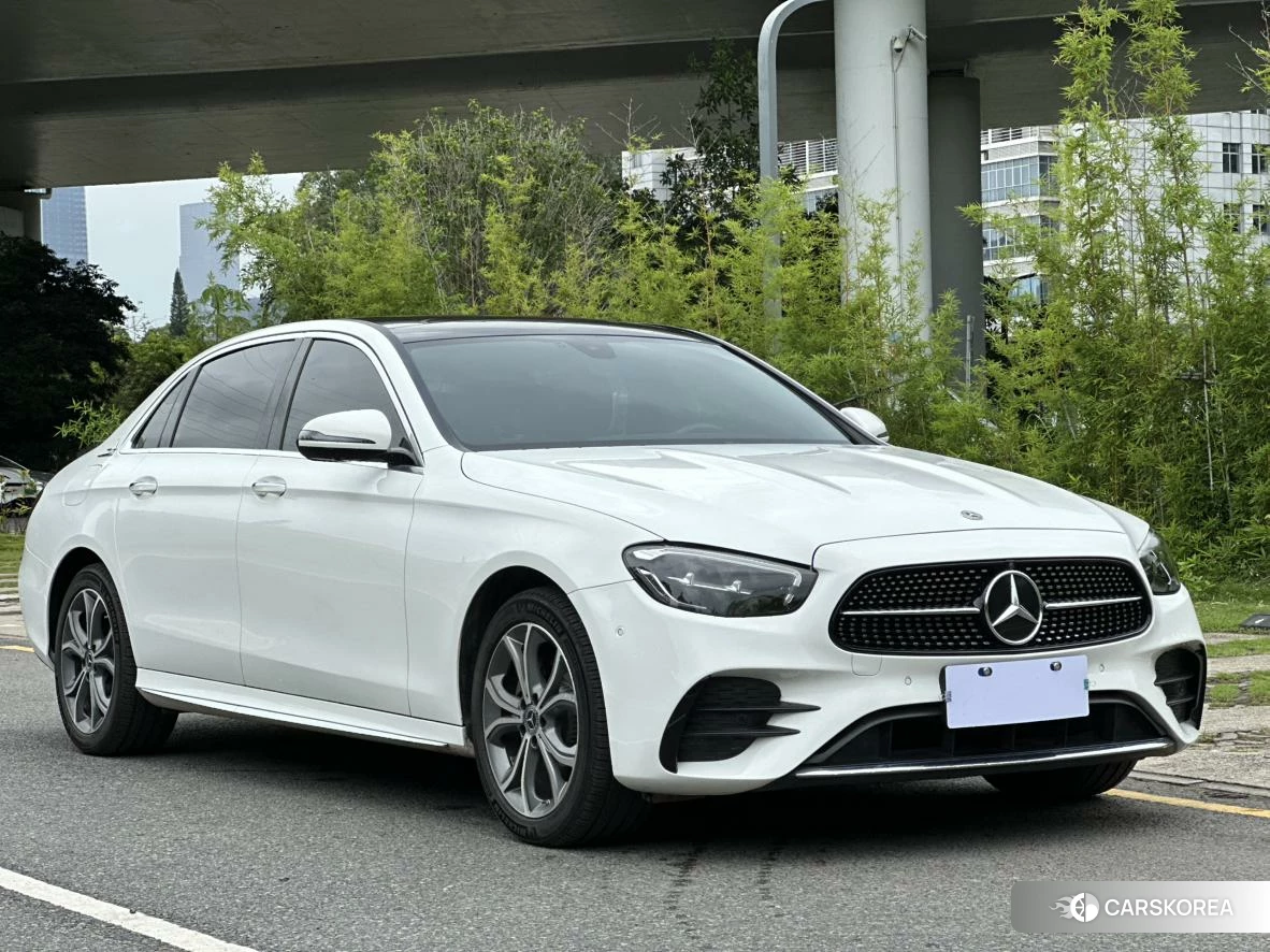 Mercedes-Benz E-class id 4455822 из Китая 16
