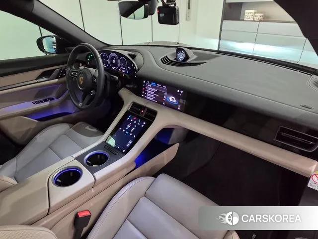 Porsche Taycan id 3596204 из Кореи 11