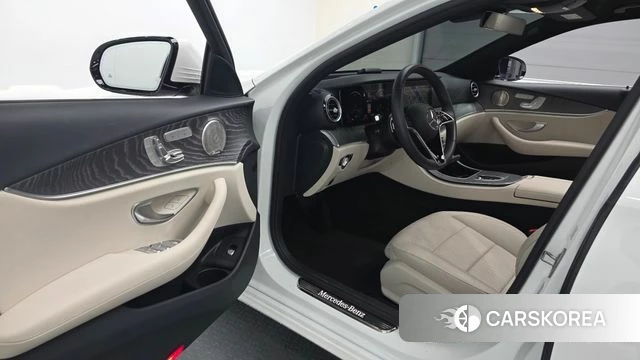 Mercedes-Benz E-Class W213 id 4608735 из Кореи 30