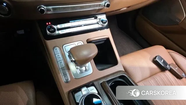 Genesis G90 id 3059732 из Кореи 19