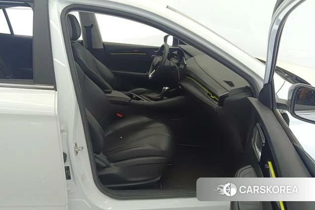 Roewe i5 id 4213896 из Китая 16