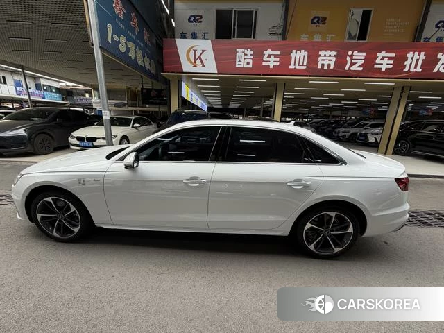 Audi A4L id 4235003 из Китая 33