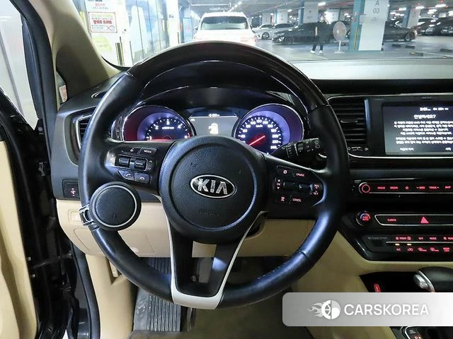 Kia The New Carnival id 4890417 из Кореи 19