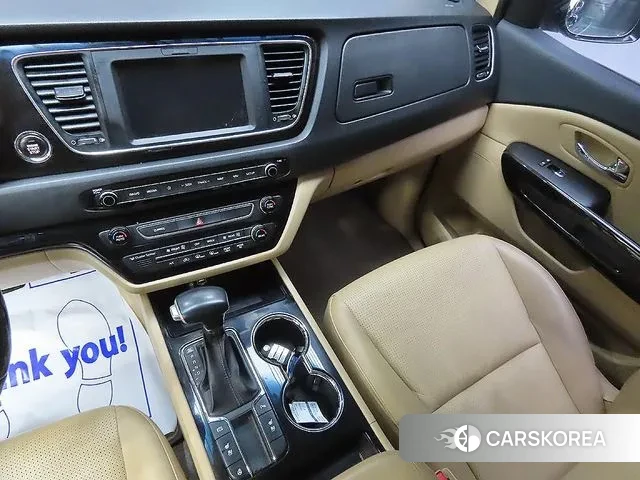 Kia The New Carnival id 3303019 из Кореи 19