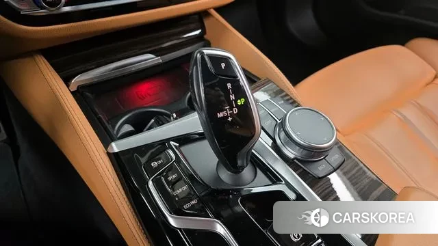 BMW 5 Series (G30) id 3012000 из Кореи 19