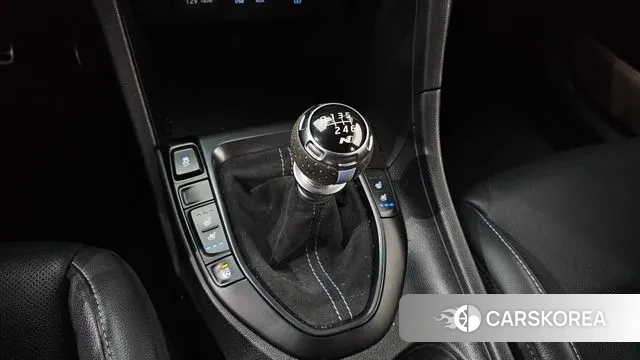 Hyundai Veloster (JS) id 3598712 из Кореи 19