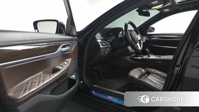 BMW 7 Series (G11) id 4794383 из Кореи 42