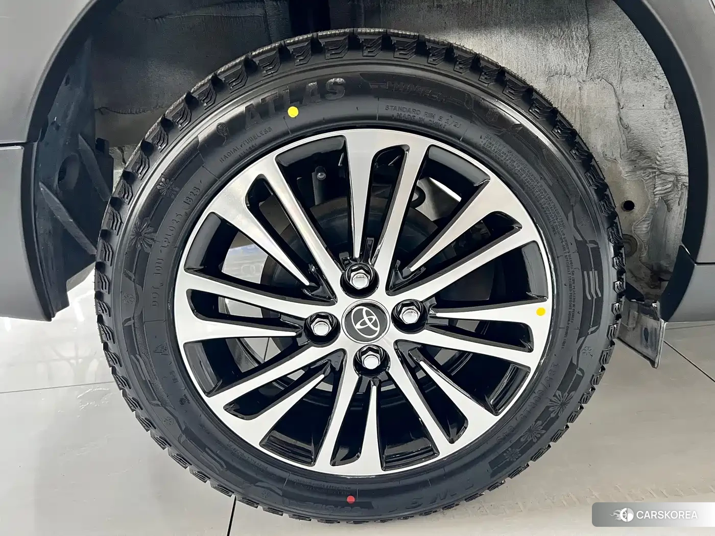 Toyota Yaris L id 4659775 из Китая 20
