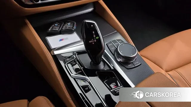 BMW 5 Series (G30) id 3533865 из Кореи 19