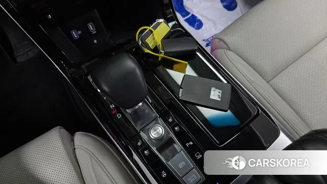 Kia K7 Premier Hybrid id 3380247 из Кореи 19