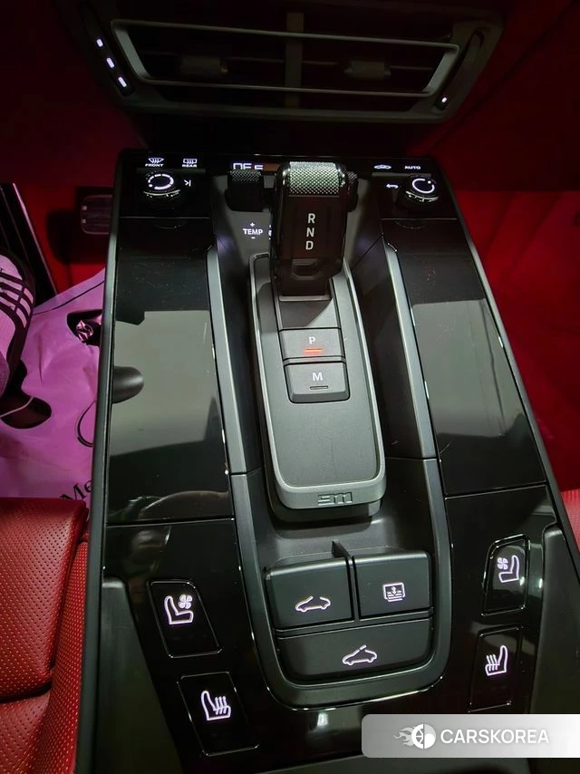 Porsche 911(992) id 4280920 из Кореи 19