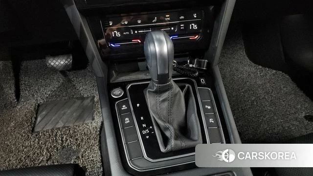 Volkswagen Passat GT (B8) id 4872056 из Кореи 32