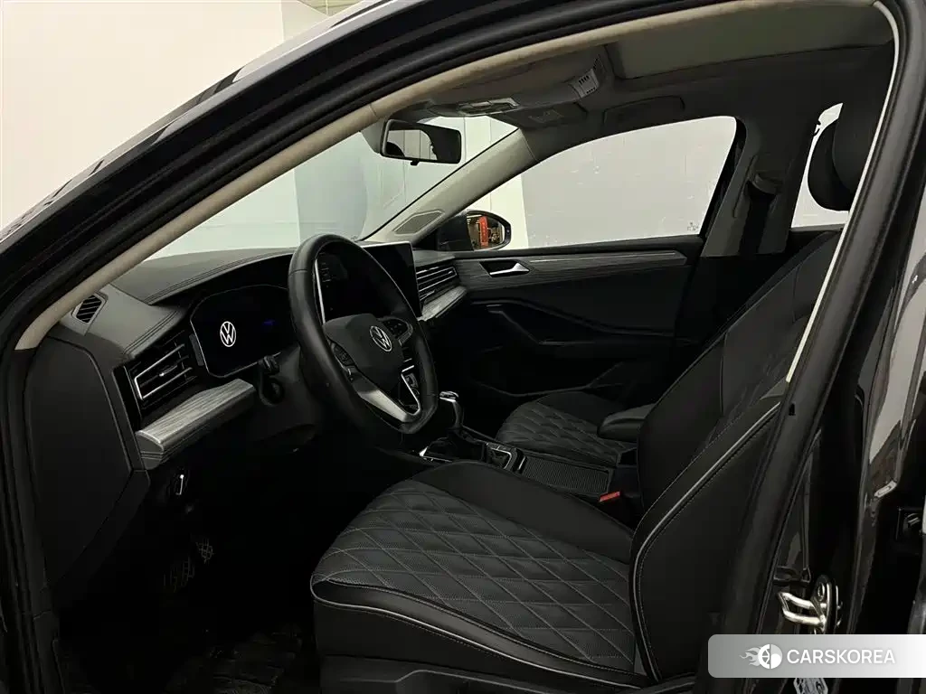 Volkswagen Sagitar id 4514263 из Китая 11