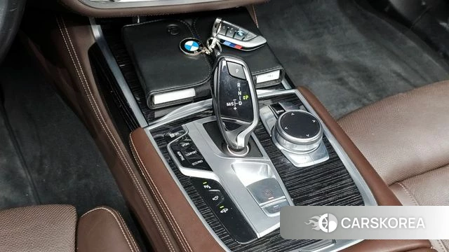 BMW 7 Series (G11) id 3885968 из Кореи 19