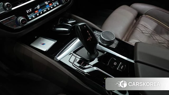BMW 5 Series (G30) id 4619061 из Кореи 19