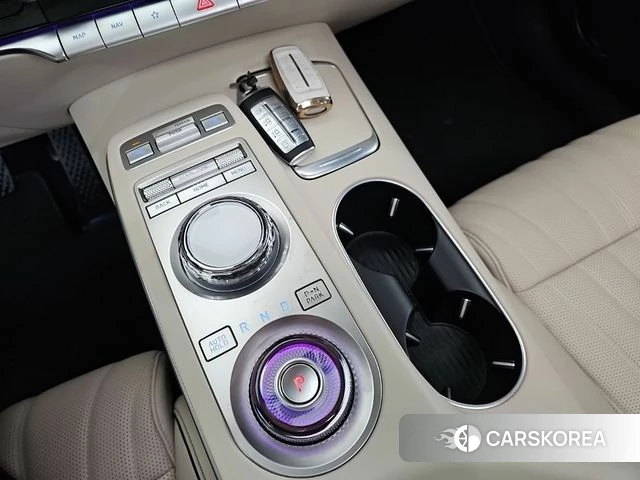 Genesis GV70 id 3940158 из Кореи 19