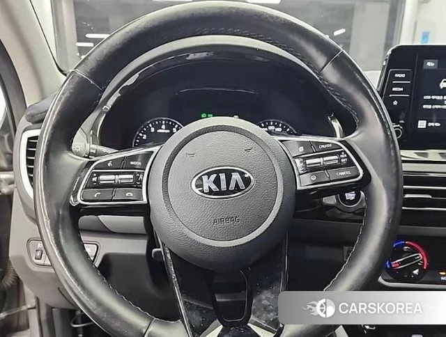 Kia Seltos id 4304582 из Кореи 17
