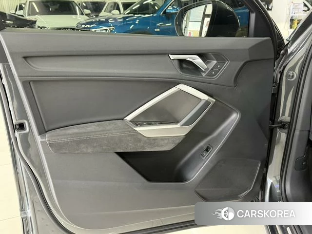 Audi Q3 id 4307303 из Китая 21