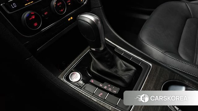 Volkswagen The New Passat id 4610416 из Кореи 32