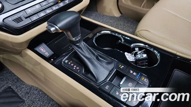 Kia The New Carnival id 2499132 из Кореи 19