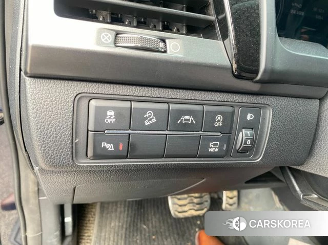 Ssangyong The New Rexton Sports Cannes id 4231162 из Кореи 15