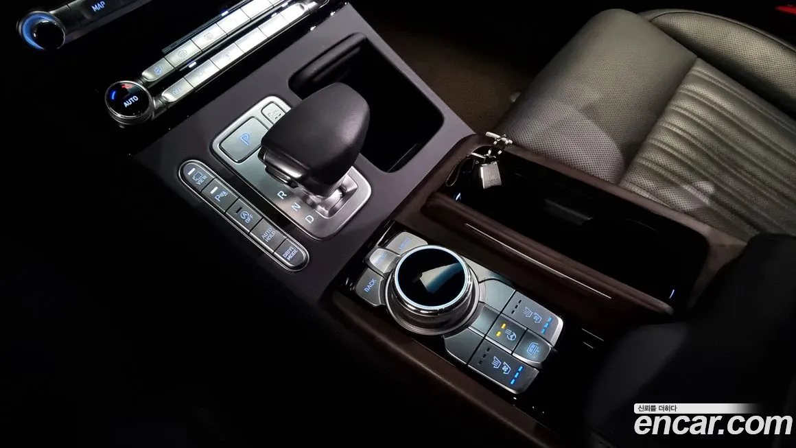 Genesis G90 id 1818599 из Кореи 19