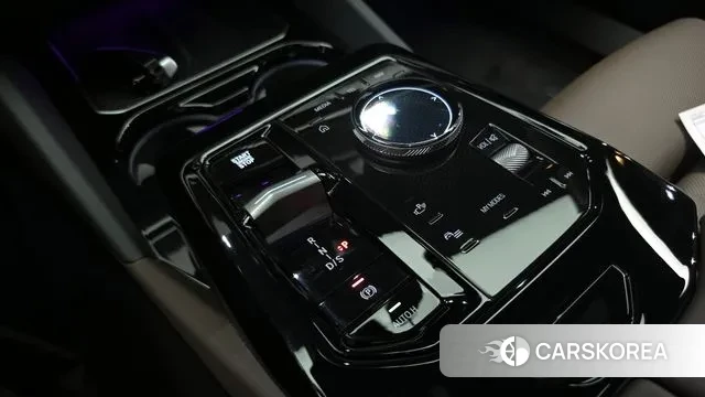 BMW 5 Series (G60) id 3142228 из Кореи 19