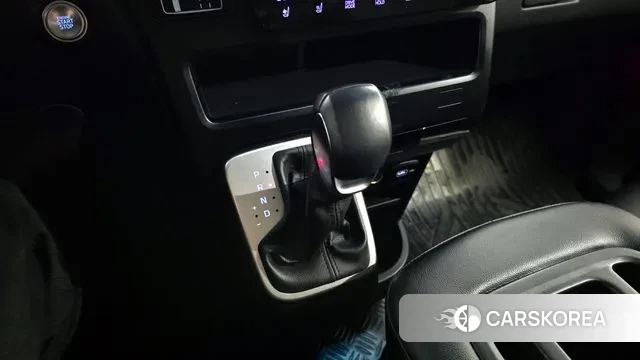 Hyundai Staria id 3378127 из Кореи 19