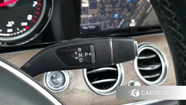 Mercedes-Benz E-Class W213 id 4372099 из Кореи 19