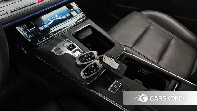 Hyundai The New Grandeur IG id 4293313 из Кореи 35