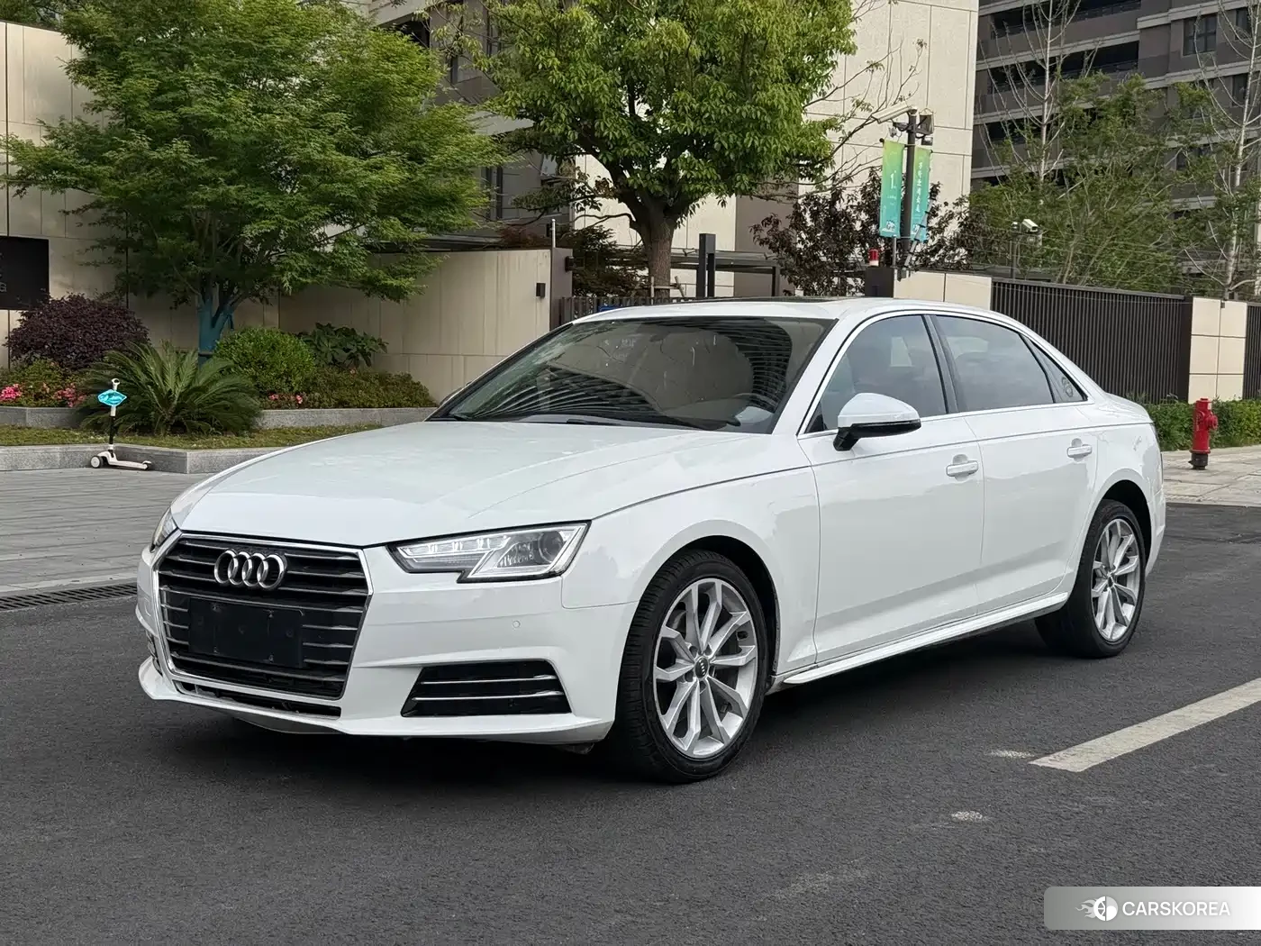 Audi A4L id 4680774 из Китая 13