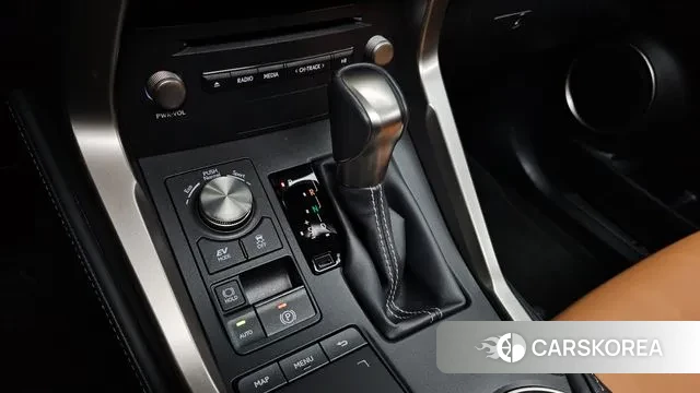 Lexus NX300h id 3484385 из Кореи 19