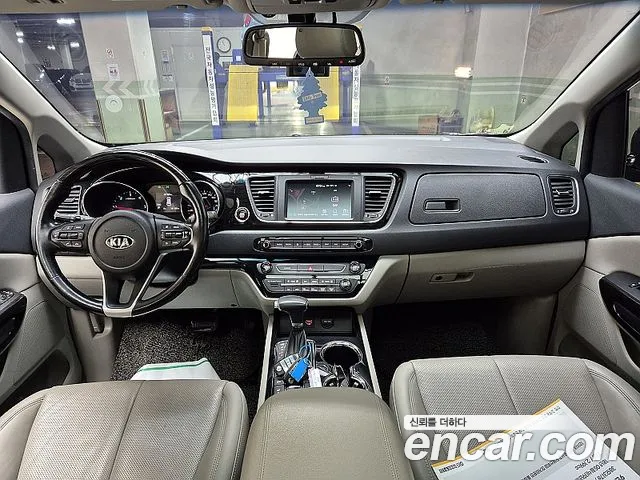 Kia The New Carnival id 2507788 из Кореи 18