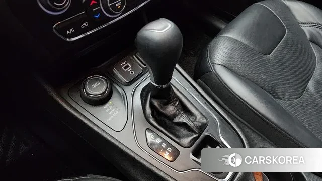 Jeep Cherokee (KL) id 3646947 из Кореи 19