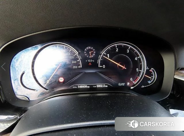 BMW 5 Series (G30) id 4197043 из Кореи 19