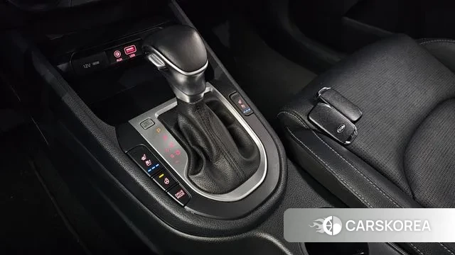 Kia Come New K3 id 3403159 из Кореи 19