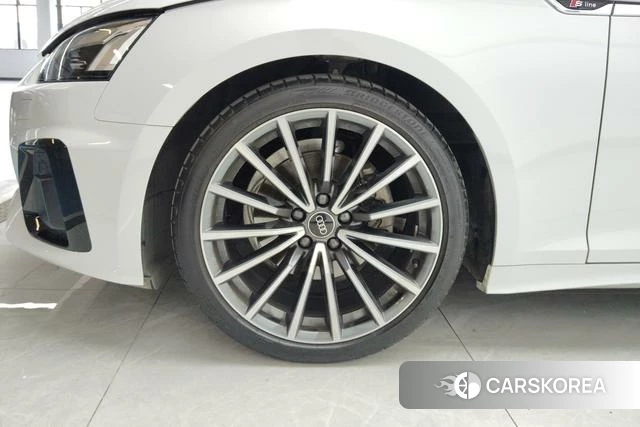 Audi A5 id 3810172 из Китая 16