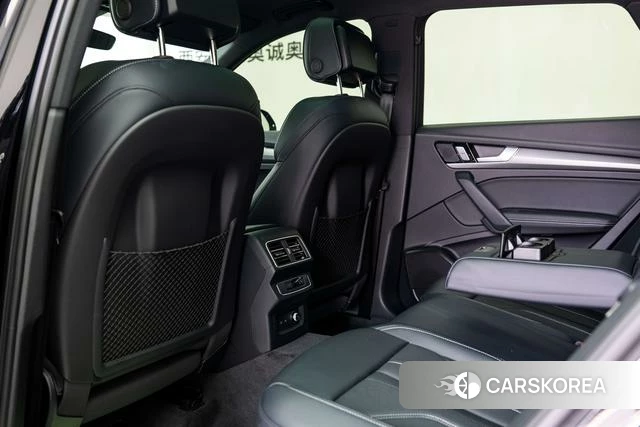 Audi Q5L id 4298220 из Китая 25