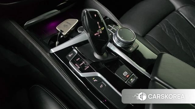 BMW 5 Series (G30) id 3942791 из Кореи 19