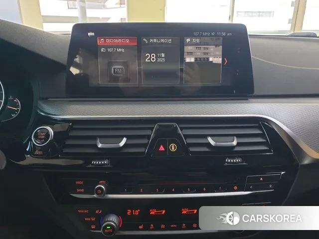 BMW 5 Series (G30) id 3423601 из Кореи 12