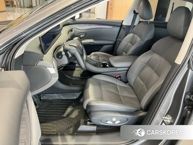 Zhiji Automobile Zhiji LS6 id 4211929 из Китая 15