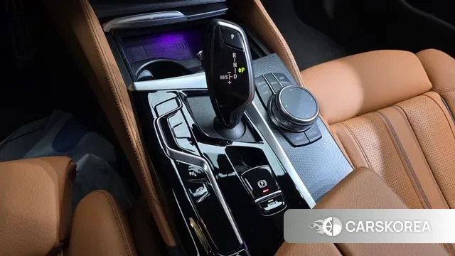 BMW 5 Series (G30) id 3467539 из Кореи 19